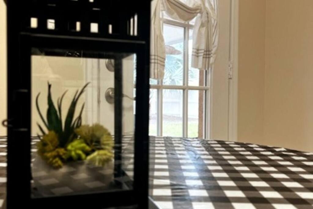 House Close To Downtown, Airport, Raymond James Stadium, And Many More Places Tampa Bagian luar foto