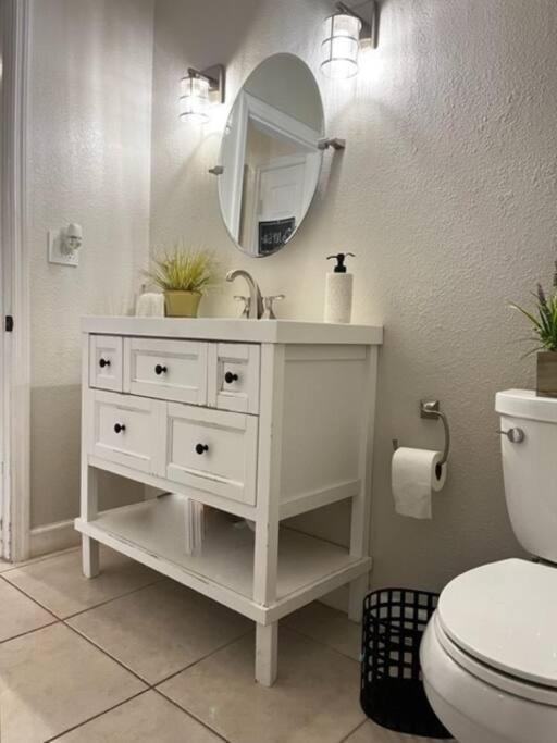 House Close To Downtown, Airport, Raymond James Stadium, And Many More Places Tampa Bagian luar foto
